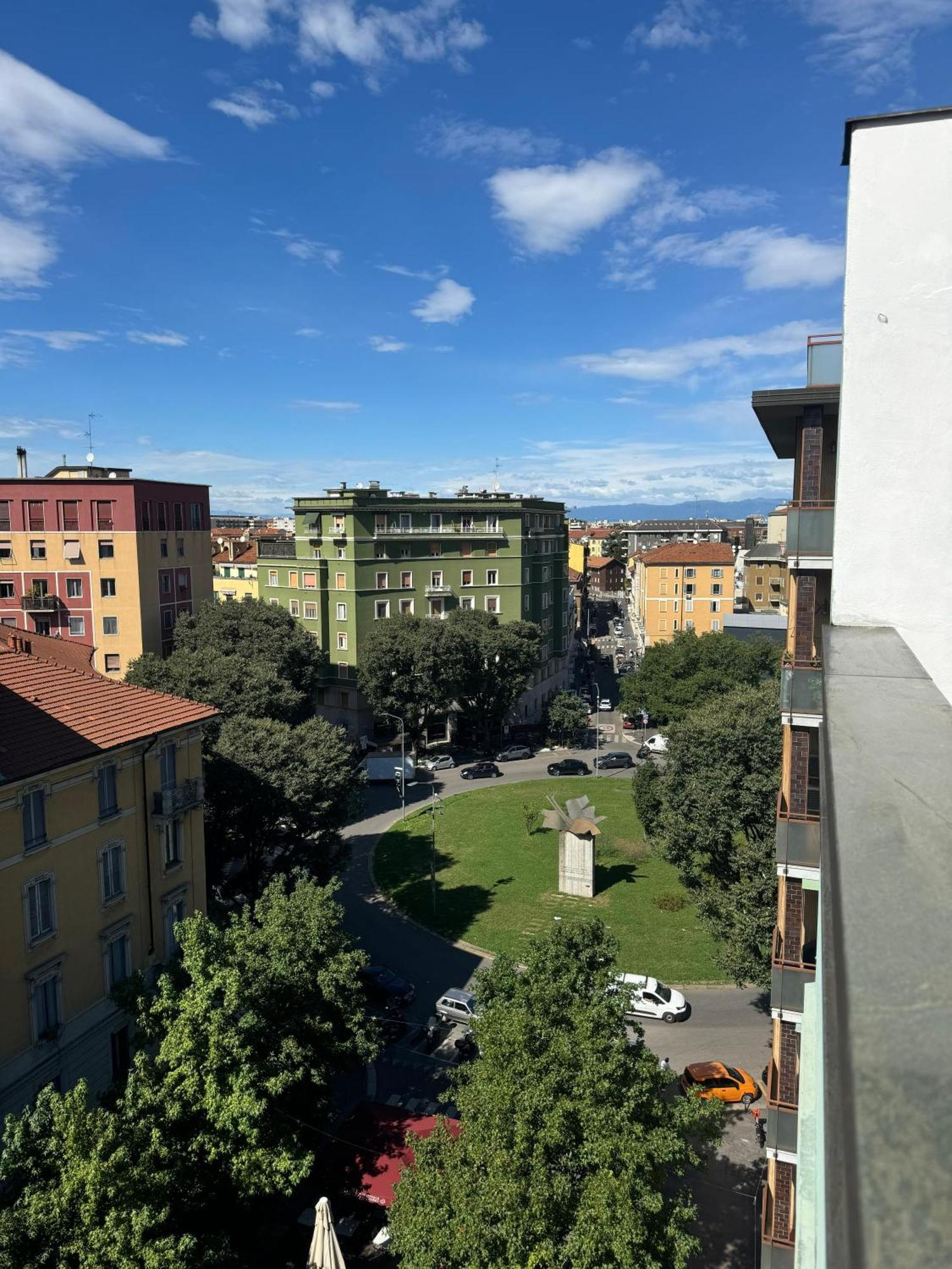 Appartamento Isola- Attico Con Balcone Milaan Buitenkant foto